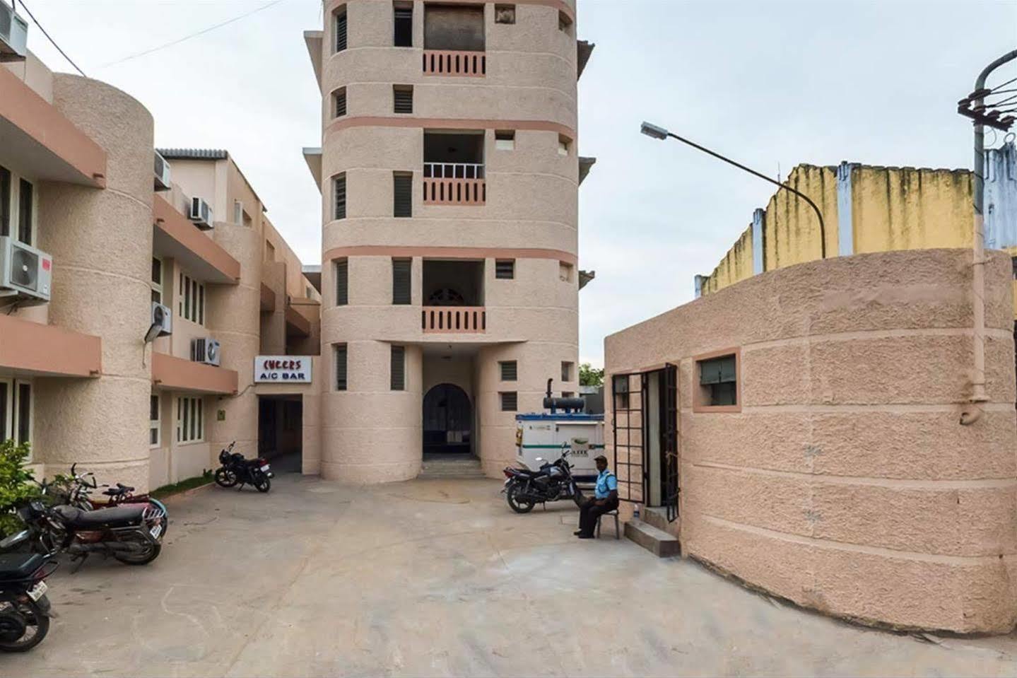 丁迪古尔 Senthil Residency酒店 外观 照片